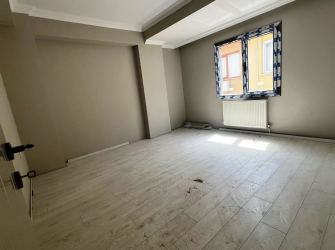 Güngören Güven'de 3,Ara Kat Asansörlü 3+1 Sıfır Balkonlu 120 m2