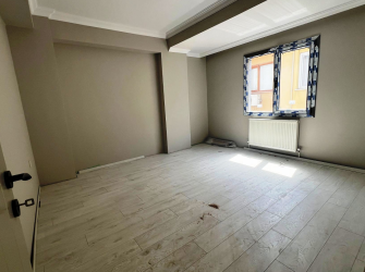Güngören Güven'de 3,Ara Kat Asansörlü 3+1 Sıfır Balkonlu 120 m2
