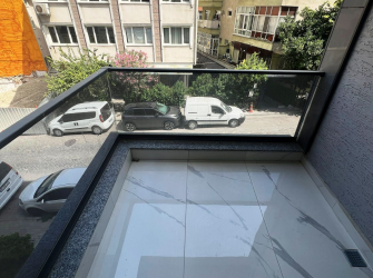 Güngören Güven Mah 1,Kat Asansörlü 85 m2 Sıfır Ön Cephe 2+1 Balkonlu 
