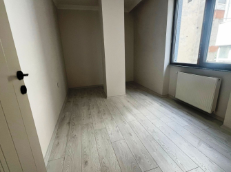 Güngören Güven Mah 1,Kat Asansörlü 85 m2 Sıfır Ön Cephe 2+1 Balkonlu 
