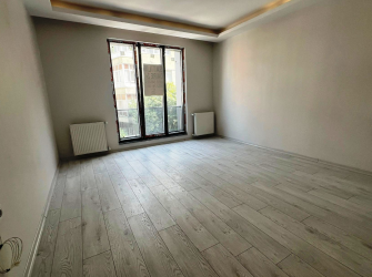 Güngören Güven Mah 1,Kat Asansörlü 85 m2 Sıfır Ön Cephe 2+1 Balkonlu 