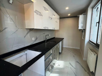 Güngören Güven Mah 1,Kat Asansörlü 85 m2 Sıfır Ön Cephe 2+1 Balkonlu 