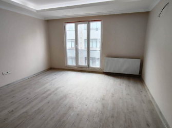 Bahçelievler Camlıkahve'de 4,Kat Asansörlü 2+1Kat Mülkiyetli 75 m2 