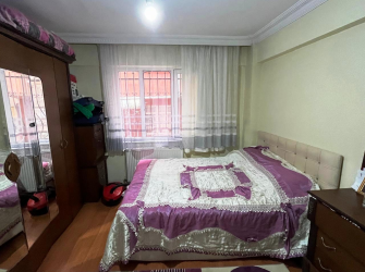 Bağcılar Yenigün'de 2+1 Kat Mükiyetli 90 m2 Balkonlu Yüksek Giriş