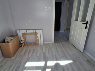 Bağcılar Yenigün'de 4,Kat Kredili 2+1 İçi Yapılı 85 m2 Ön Cephe Balkonlu