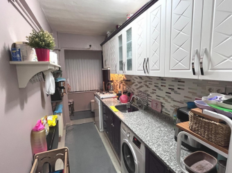 Güngören Camlıkhave'de 2, Kat Masrafsız 2+1 Kredili 90 m2 Balkonlu