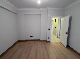 Güngören Camlıkahve'de 1,Kat Sıfır 2+1 Asansörlü 90 m2 Balkonlu