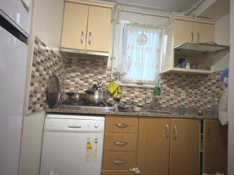 Güngören'de Tramvaya Yakın 2+1 Ebeveyn Banyolu 90 m2 Yüksek Giriş