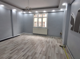 Bağcılar Yenigün'de 3,Kat Arsa Tapulu 2+1 İçi Yapılı 90 m2 Ön Cephe
