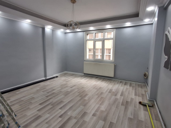 Bağcılar Yenigün'de 3,Kat Arsa Tapulu 2+1 İçi Yapılı 90 m2 Ön Cephe