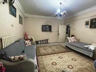 Güngören Posta Caddesinde 2+1 Kredili 100 m2 Balkonlu Yüksek Giriş