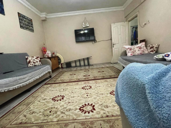 Güngören Posta Caddesinde 2+1 Kredili 100 m2 Balkonlu Yüksek Giriş