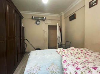 Güngören Posta Caddesinde 2+1 Kredili 100 m2 Balkonlu Yüksek Giriş