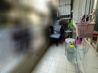 Güngören Posta Caddesinde 2+1 Kredili 100 m2 Balkonlu Yüksek Giriş