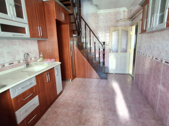 Bağcılar Parseller'de 5+1 Kredili 2 Banyolu 3 Balkonlu 180 m2 Dubleks