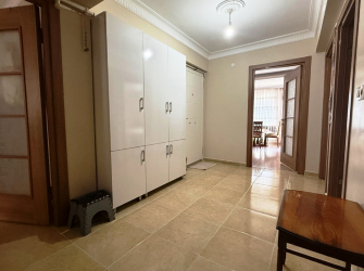 Bahçelievler Şirinevler'de 4,Kat Genç Bina 3+1 Asansörlü 120 m2 Boş Daire