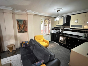 Güngören Güneştepe'de 3+1 Tramvaya Yakın Bahçe Katı A.Mutfaklı