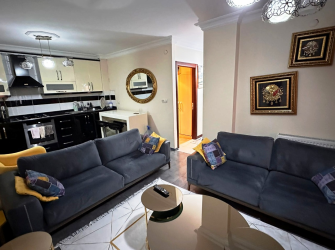 Güngören Güneştepe'de 3+1 Tramvaya Yakın Bahçe Katı A.Mutfaklı