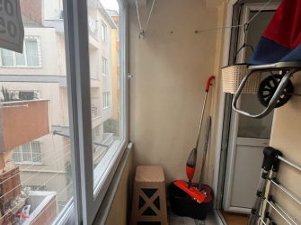 Güngören M.Çakmak'ta 2,Kat Kredili 3+1Ön Cephe 120 m2 Çift Balkonlu