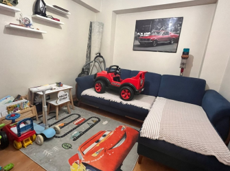 Güngören M.Çakmak'ta 2,Kat Kredili 3+1Ön Cephe 120 m2 Çift Balkonlu