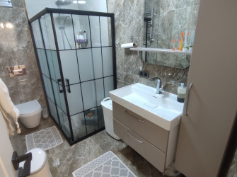 Bahçelievler Cumhuriyet'te 15 Yıllık Bina 3+1 Asansörlü 170 m2 Dubleks 