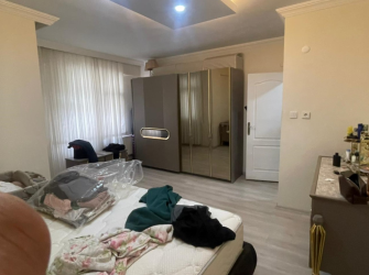 Bahçelievler Cumhuriyet'te 2,Kat Arsa Tapulu 3+1 İçi Yapılı Çift Balkonlu