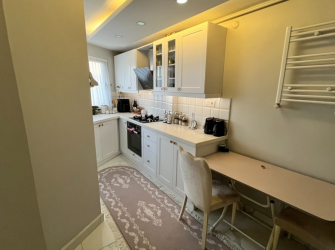 Bahçelievler'de Tek Daireli 5+1 Asansörlü Masrafsız 190 m2 Dubleks