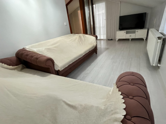 Bahçelievler'de Tek Daireli 5+1 Asansörlü Masrafsız 190 m2 Dubleks