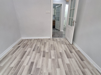 Güngören Sanayi'de 3+1 Kat Mülkiyetli 110 m2 İçi Yapılı Tek Daireli Dubleks