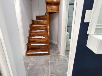 Güngören Sanayi'de 3+1 Kat Mülkiyetli 110 m2 İçi Yapılı Tek Daireli Dubleks