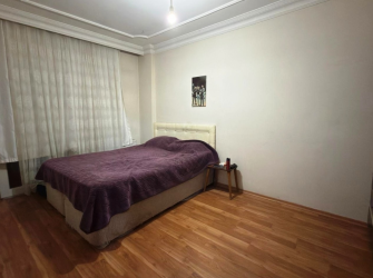 Güngören'de Tramvaya Yakın 2+1 Balkonlu 90 m2 Kredili Yüksek Giriş