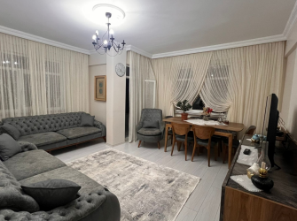 Güngören Güneştepe'de 4,Kat E.Banyolu 2+1İçi Yapılı 90 m2 Balkonlu 