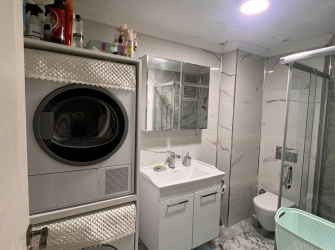 Güngören Güneştepe'de 4,Kat E.Banyolu 2+1İçi Yapılı 90 m2 Balkonlu 