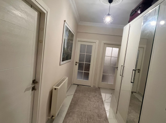 Güngören Güneştepe'de 4,Kat E.Banyolu 2+1İçi Yapılı 90 m2 Balkonlu 