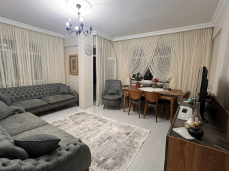 Güngören Güneştepe'de 4,Kat E.Banyolu 2+1İçi Yapılı 90 m2 Balkonlu 