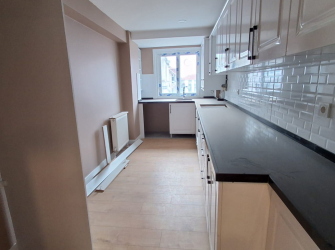 Bahçelievler Camlıkahve'de 3+1 Sıfır Asansörlü 130 m2 E.Banyolu Dubleks 