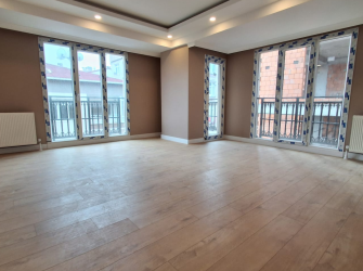 Bahçelievler Camlıkahve'de 3+1 Sıfır Asansörlü 130 m2 E.Banyolu Dubleks 