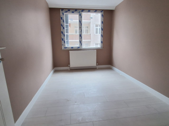 Bahçelievler  Camlıkahve'de 1,Kat Sıfır Asansörlü 2+1 Boş 80 m2