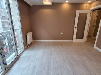 Bahçelievler  Camlıkahve'de 1,Kat Sıfır Asansörlü 2+1 Boş 80 m2