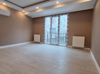 Bahçelievler  Camlıkahve'de 1,Kat Sıfır Asansörlü 2+1 Boş 80 m2