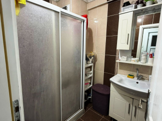 Güngören'de KENTSEL İÇİN ANLAŞILMIŞ 2,Kat Ön Cephe 2+1 