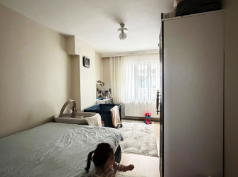 Güngören'de KENTSEL İÇİN ANLAŞILMIŞ 2,Kat Ön Cephe 2+1 