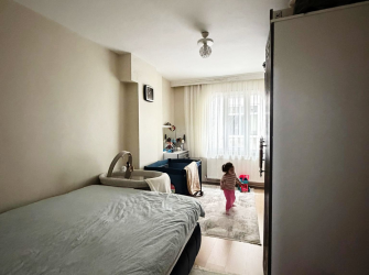 Güngören'de KENTSEL İÇİN ANLAŞILMIŞ 2,Kat Ön Cephe 2+1 