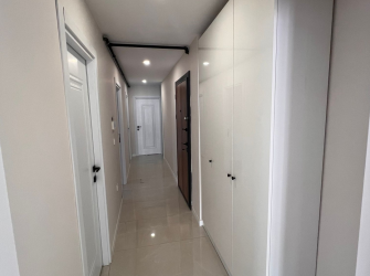 Güngören'de Tramvaya Yakın 2,Kat Sıfır 2+1 Asansörlü 85 m2 Ön Cephe