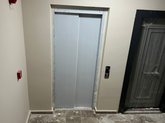 Bahçelievler'de Yıldıztepe Metroya Yakın 1, Kat E. Banyolu 3+1 Tek Daireli  122 m2 