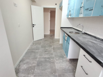 Bahçelievler'de Kıbrıs Cd'sine Yakın 1,Kat Asansörlü 2+1 Sıfır 85 m2 Boş Daire