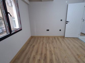 Bahçelievler Camlıkahve'de 1,Kat Sıfır 2+1 Asansörlü 87 m2 Balkonlu