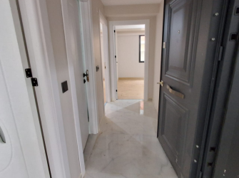 Bahçelievler Camlıkahve'de 3,Kat Ön Cephe 2+1 Sıfır Asansörlü 85 m2