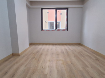 Bahçelievler Camlıkahve'de 3,Kat Ön Cephe 2+1 Sıfır Asansörlü 85 m2