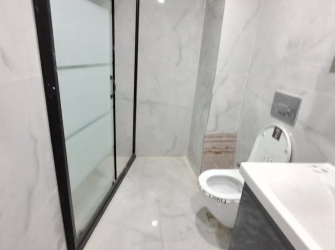 Bahçelievler Camlıkahve'de 3,Kat Ön Cephe 2+1 Sıfır Asansörlü 85 m2